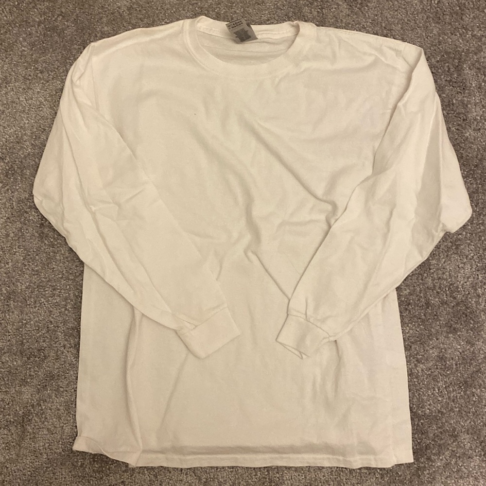 Gildan white long sleeve
